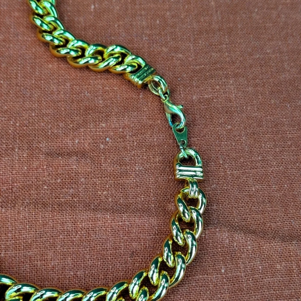 Cuban Chain Necklace With Sailor Clasp 24 K Gold Filled  Unisex! - Picture 11 of 11